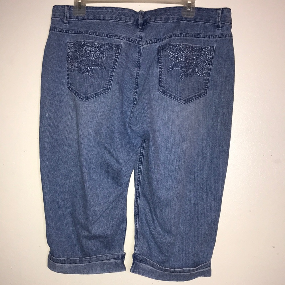 Gloria Vanderbilt Capri Jeans